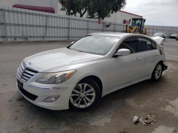  Salvage Hyundai Genesis