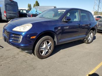  Salvage Porsche Cayenne