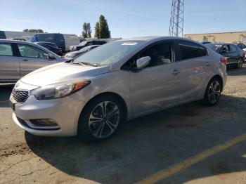  Salvage Kia Forte