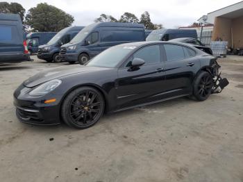  Salvage Porsche Panamera