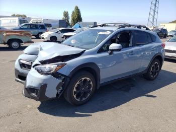  Salvage Subaru Crosstrek