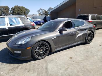  Salvage Porsche Panamera