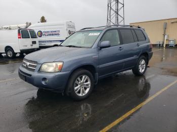  Salvage Toyota Highlander