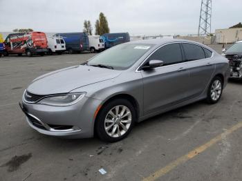  Salvage Chrysler 200