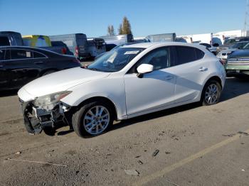  Salvage Mazda 3