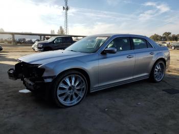  Salvage Chrysler 300