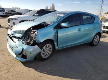  Salvage Toyota Prius