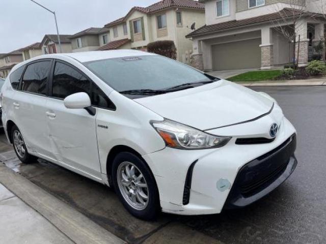  Salvage Toyota Prius