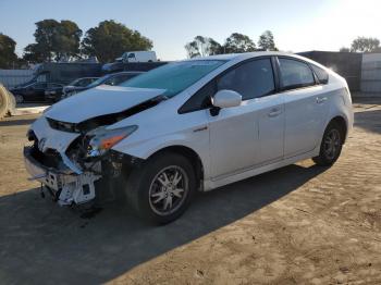  Salvage Toyota Prius