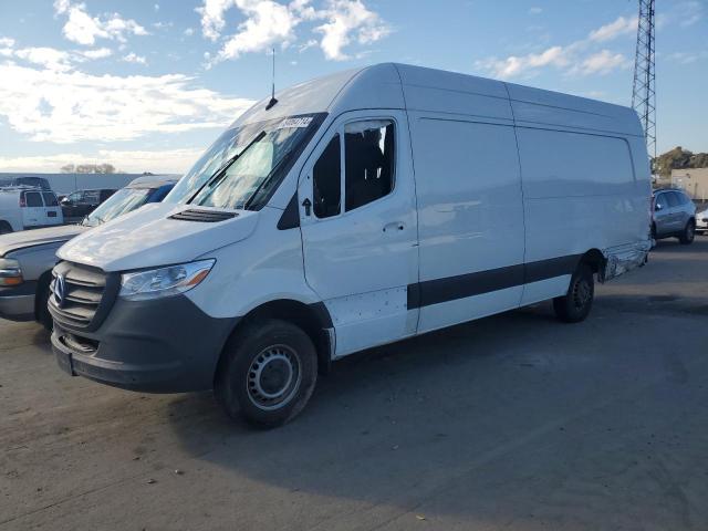  Salvage Mercedes-Benz Sprinter