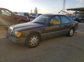  Salvage Mercedes-Benz 300-Class