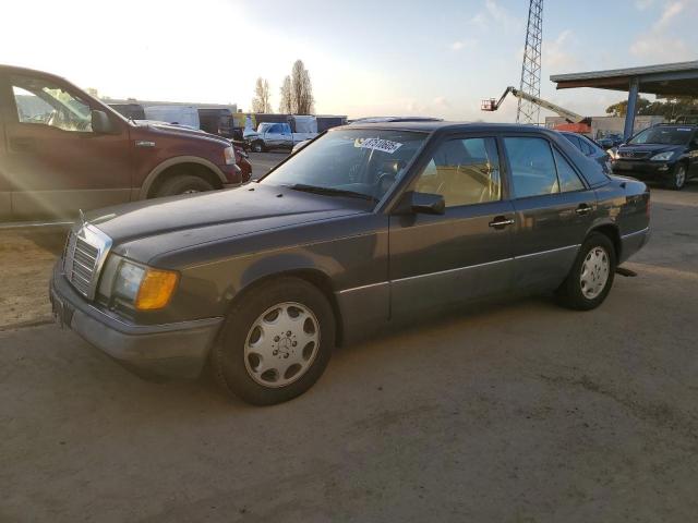  Salvage Mercedes-Benz 300-Class