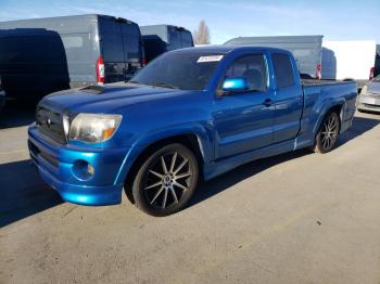  Salvage Toyota Tacoma