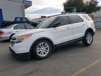  Salvage Ford Explorer