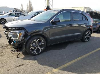  Salvage Kia Niro