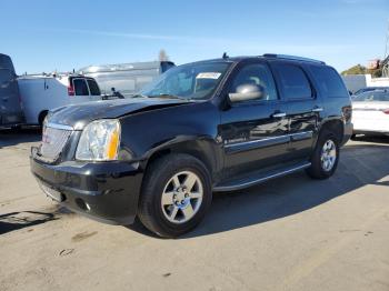  Salvage GMC Yukon