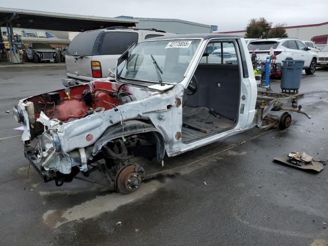  Salvage Toyota Pickup