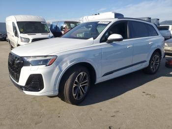  Salvage Audi Q7