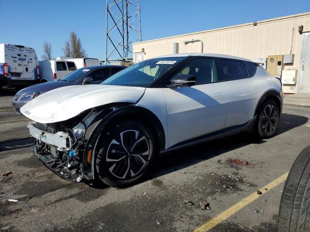  Salvage Kia EV6