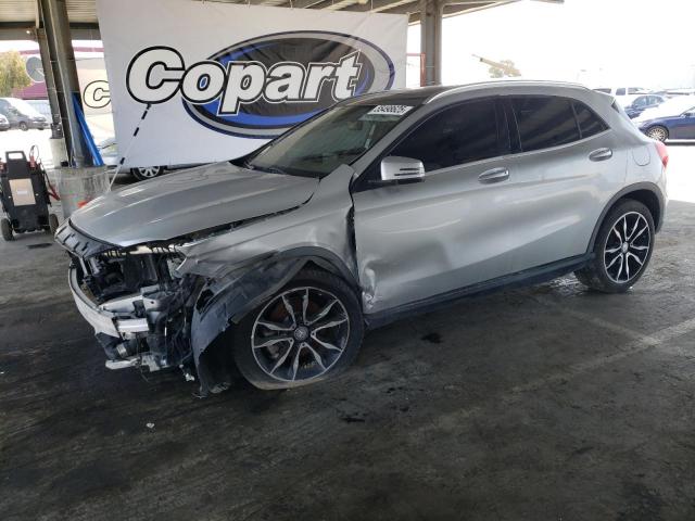  Salvage Mercedes-Benz GLA
