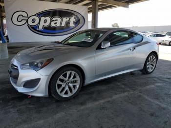  Salvage Hyundai Genesis