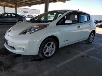  Salvage Nissan LEAF