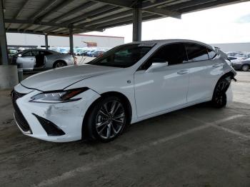  Salvage Lexus Es