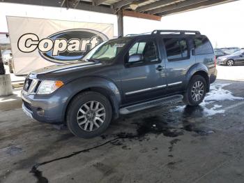 Salvage Nissan Pathfinder