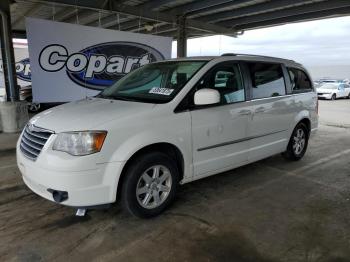  Salvage Chrysler Minivan