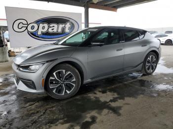  Salvage Kia EV6