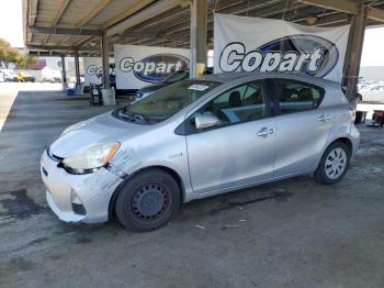  Salvage Toyota Prius