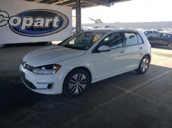  Salvage Volkswagen Golf