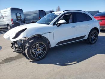 Salvage Porsche Macan