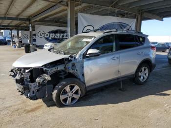  Salvage Toyota RAV4