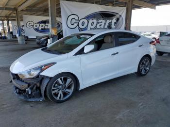  Salvage Hyundai ELANTRA