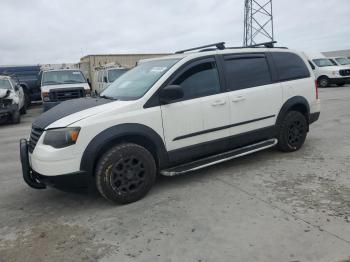  Salvage Chrysler Minivan