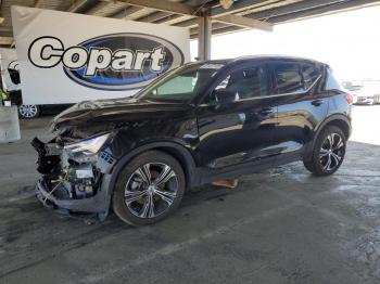  Salvage Volvo XC40