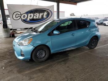  Salvage Toyota Prius
