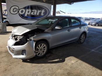  Salvage Mazda 3