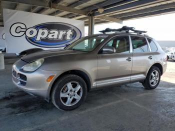  Salvage Porsche Cayenne