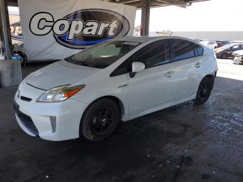  Salvage Toyota Prius