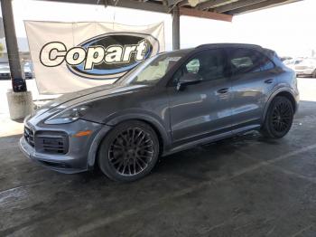  Salvage Porsche Cayenne