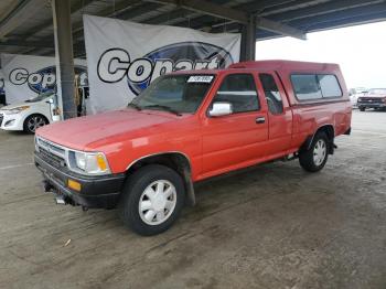  Salvage Toyota Pickup