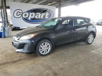  Salvage Mazda 3