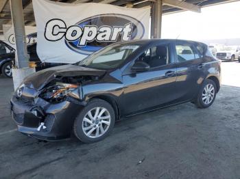  Salvage Mazda 3