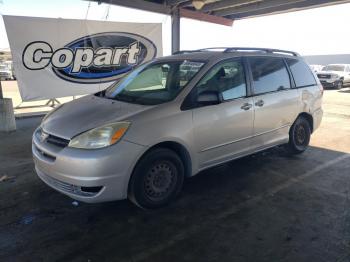  Salvage Toyota Sienna