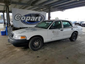  Salvage Ford Crown Vic