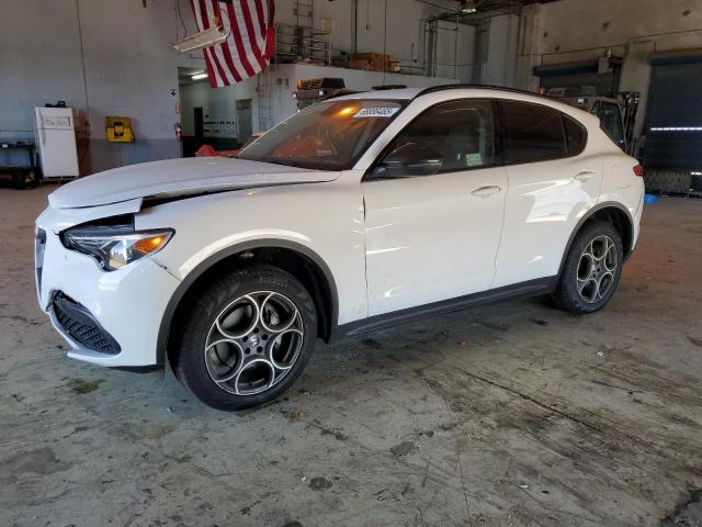  Salvage Alfa Romeo Stelvio