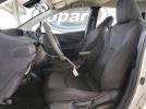 Toyota Prius L Image 12