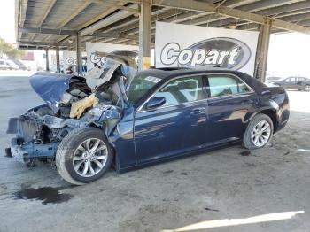  Salvage Chrysler 300